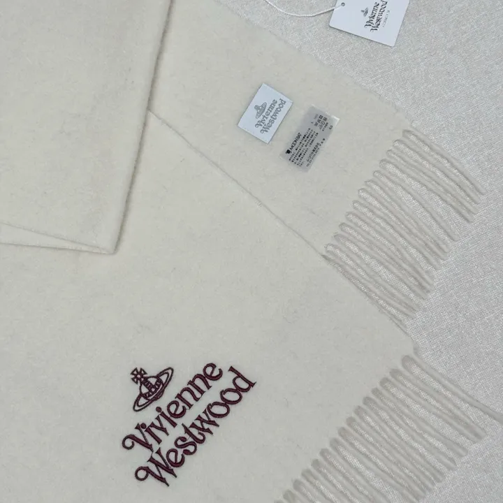 スーパーコピー ヴィヴィアン・ウエストウッド マフラー