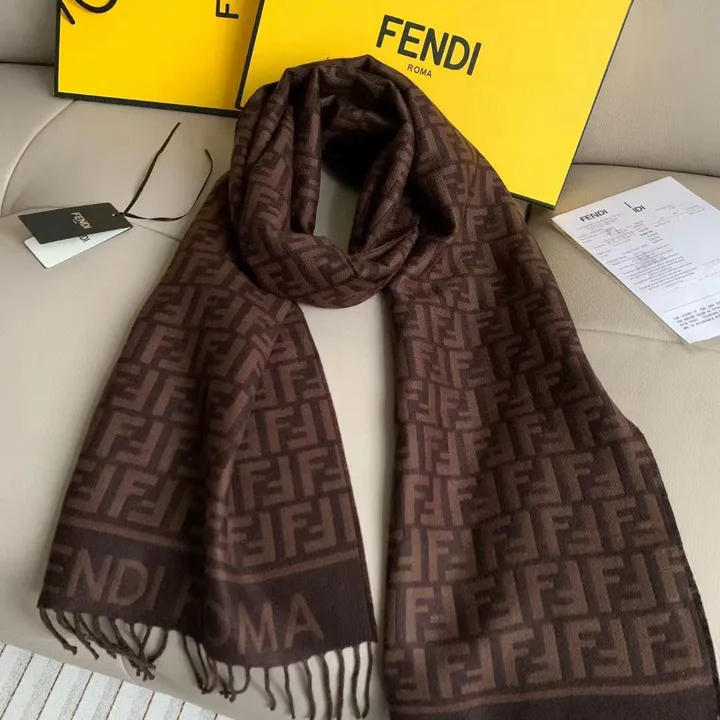 スーパーコピー フェンディ マフラー