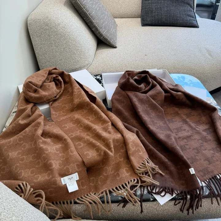 スーパーコピー セリーヌ マフラー