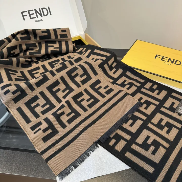 スーパーコピー フェンディ マフラー