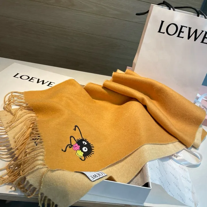 スーパーコピー ロエベ マフラー