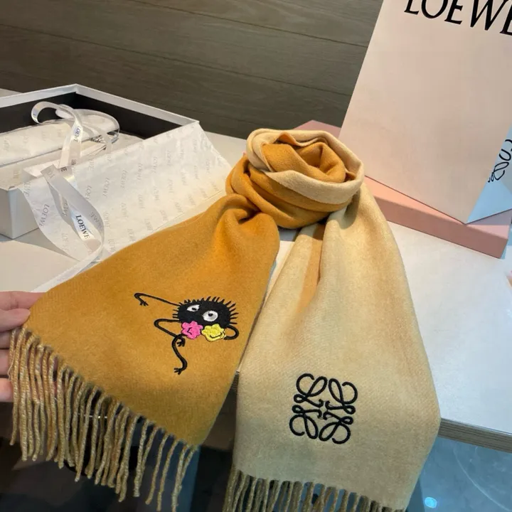 スーパーコピー ロエベ マフラー