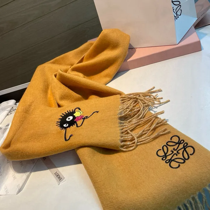 スーパーコピー ロエベ マフラー