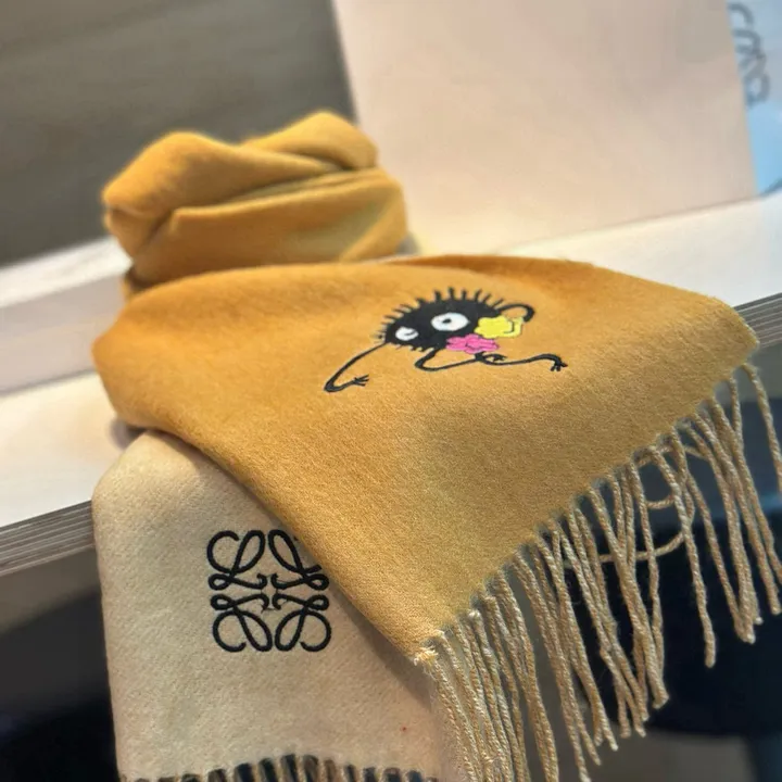 スーパーコピー ロエベ マフラー