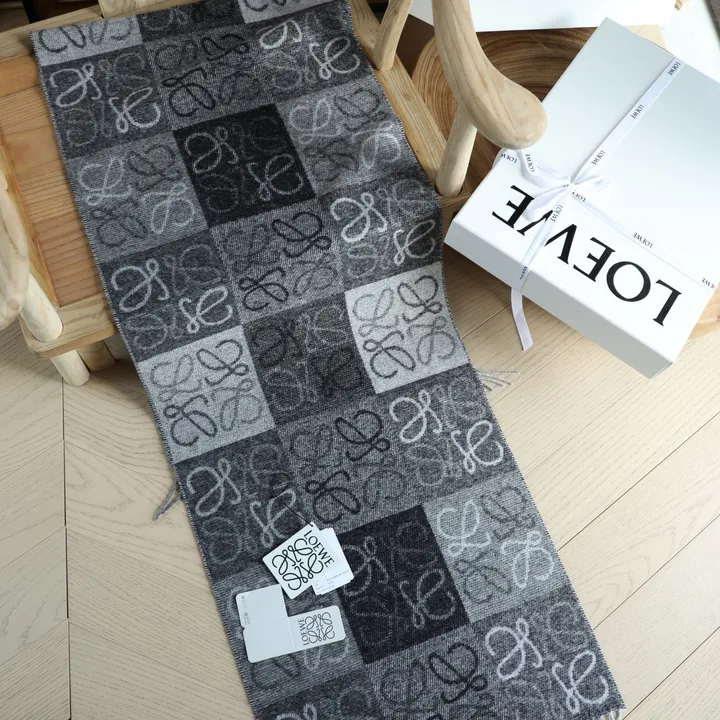 スーパーコピー ディオール マフラー