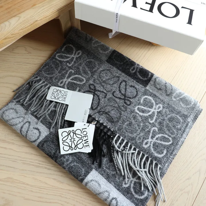 スーパーコピー ディオール マフラー