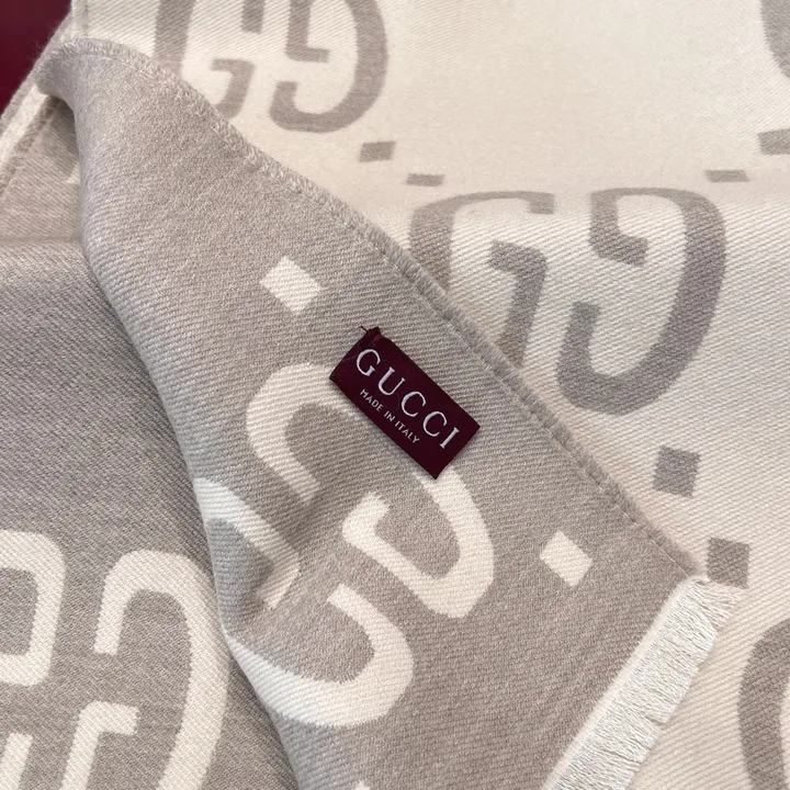 スーパーコピー グッチ マフラー