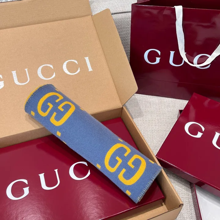 スーパーコピー グッチ マフラー