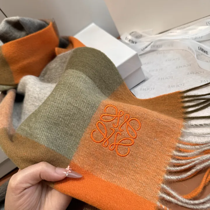 スーパーコピー ロエベ マフラー