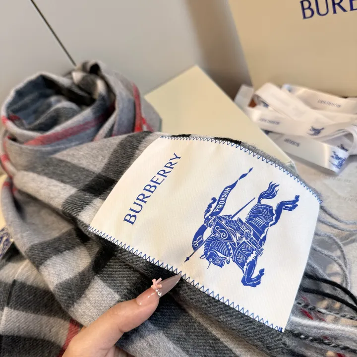 スーパーコピー バーバリー ス マフラー