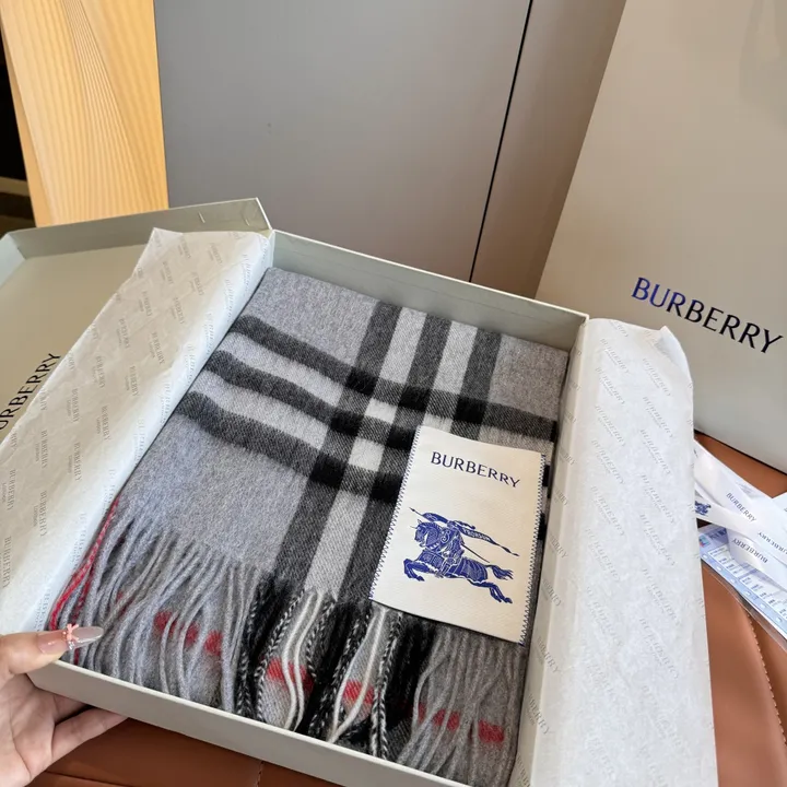 スーパーコピー バーバリー ス マフラー