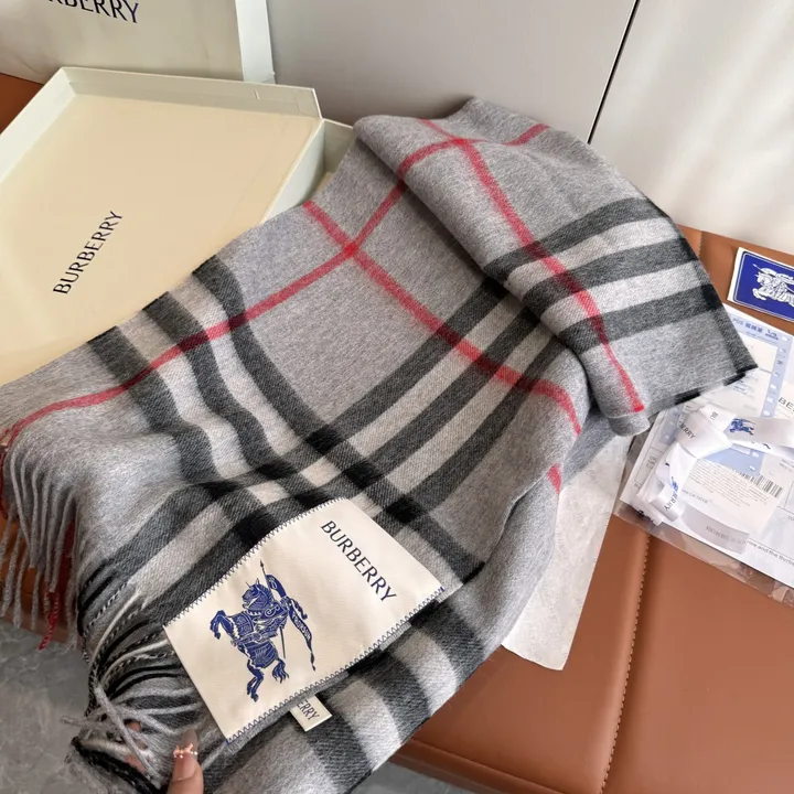 スーパーコピー バーバリー ス マフラー