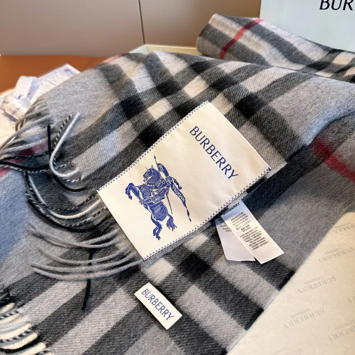 スーパーコピー バーバリー ス マフラー