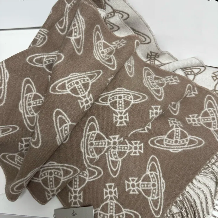 スーパーコピー ヴィヴィアン・ウエストウッド マフラー