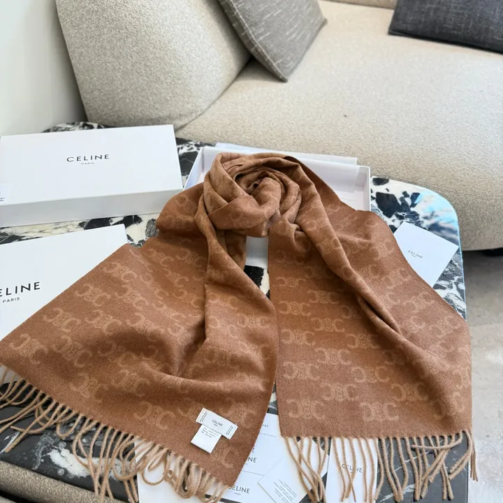 スーパーコピー セリーヌ マフラー