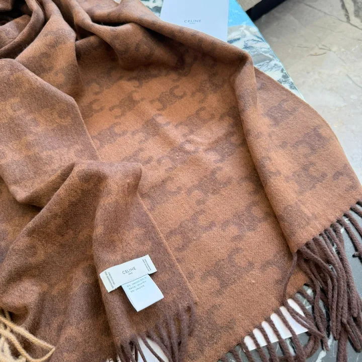 スーパーコピー セリーヌ マフラー