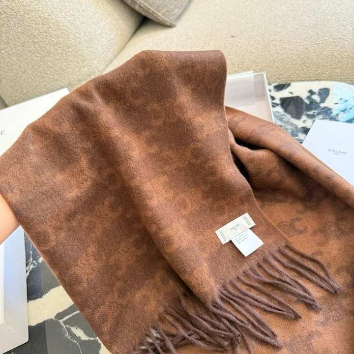 スーパーコピー セリーヌ マフラー