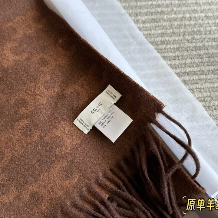 スーパーコピー セリーヌ マフラー