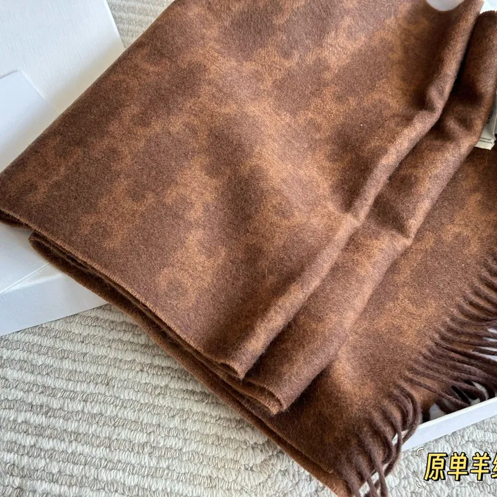 スーパーコピー セリーヌ マフラー