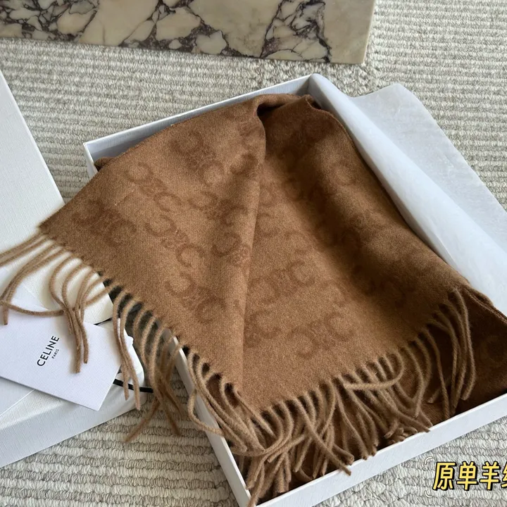 スーパーコピー セリーヌ マフラー