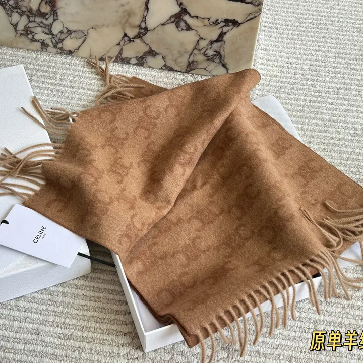 スーパーコピー セリーヌ マフラー