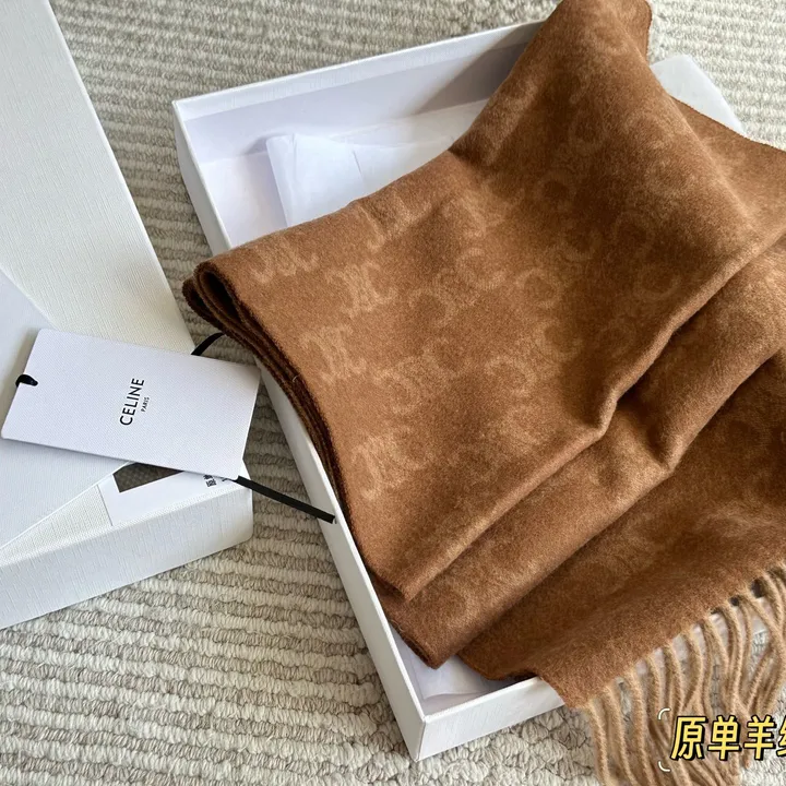 スーパーコピー セリーヌ マフラー