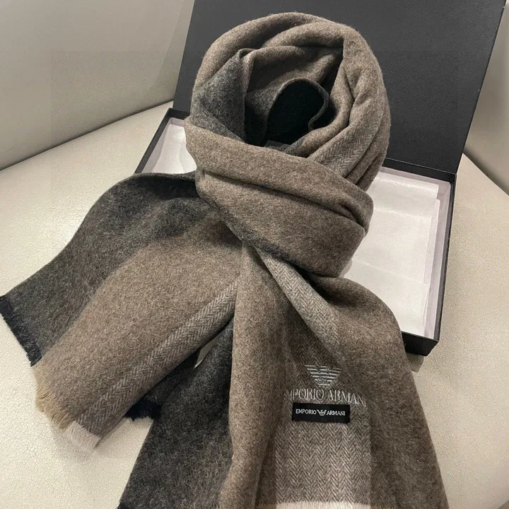 スーパーコピー フェンディ マフラー