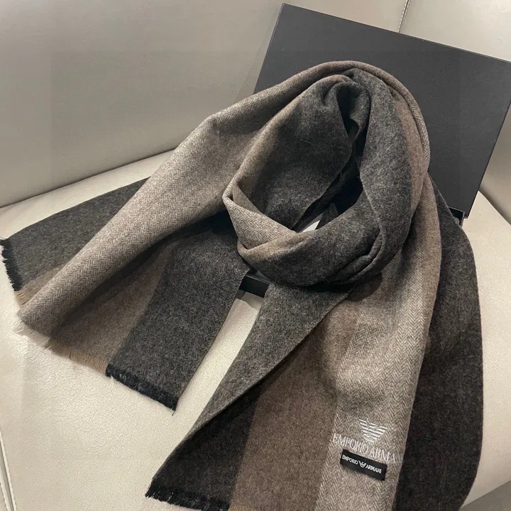 スーパーコピー フェンディ マフラー