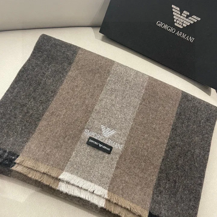 スーパーコピー フェンディ マフラー