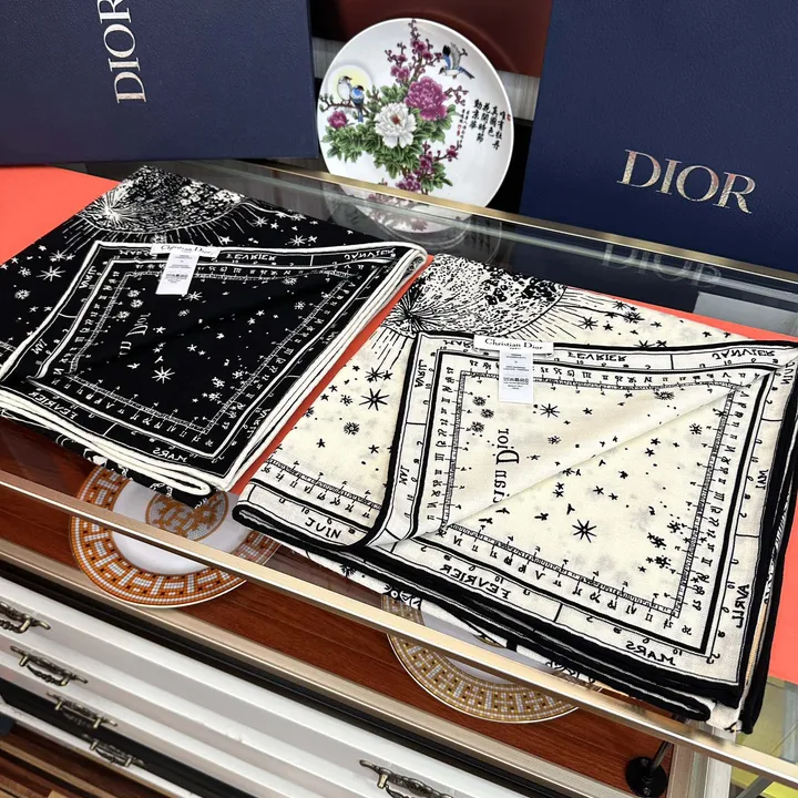 スーパーコピー ディオール マフラー