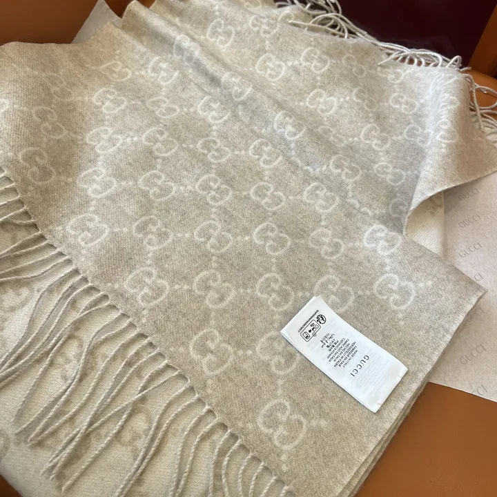 スーパーコピー グッチ マフラー