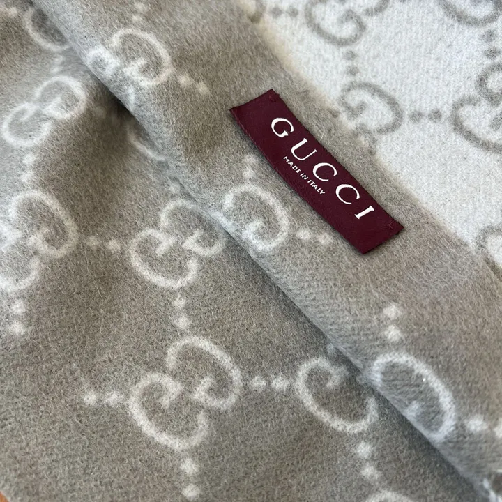 スーパーコピー グッチ マフラー