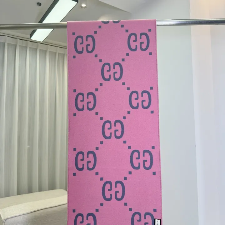 スーパーコピー グッチ マフラー