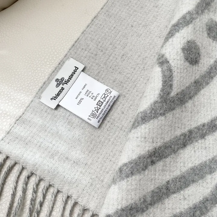 スーパーコピー ヴィヴィアン・ウエストウッド マフラー