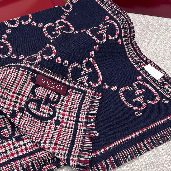 スーパーコピー グッチ マフラー