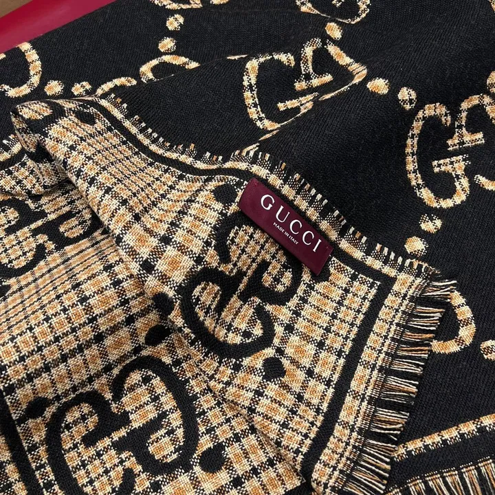 スーパーコピー グッチ マフラー