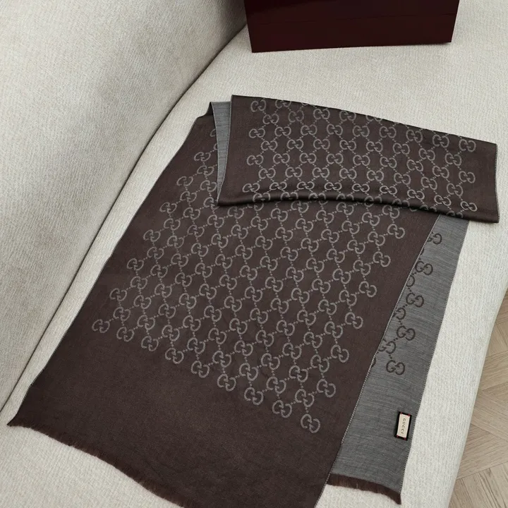 スーパーコピー グッチ マフラー