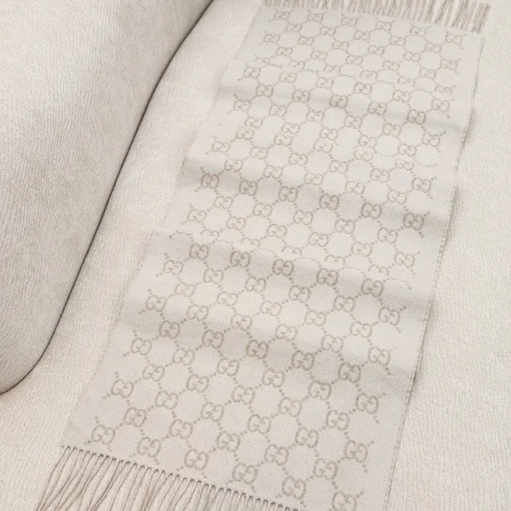 スーパーコピー グッチ マフラー