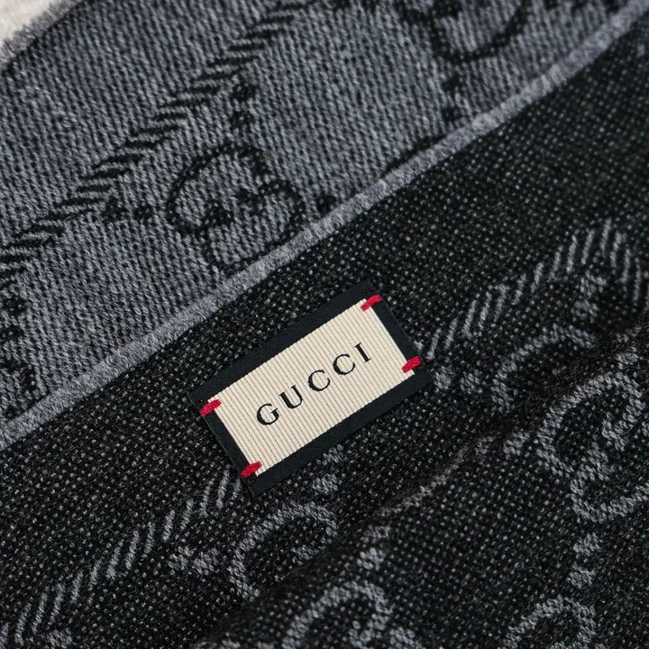 スーパーコピー グッチ マフラー