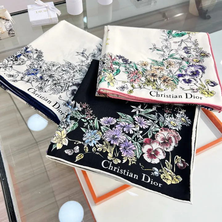 スーパーコピー ディオール マフラー