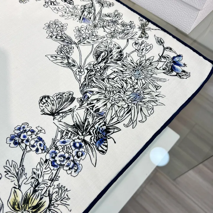 スーパーコピー ディオール マフラー