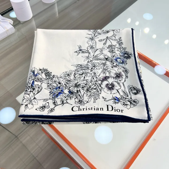 スーパーコピー ディオール マフラー