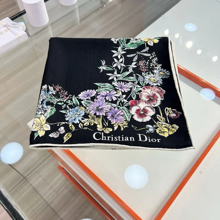 スーパーコピー ディオール マフラー