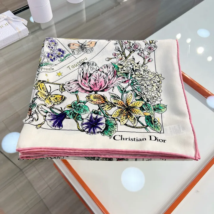 スーパーコピー ディオール マフラー