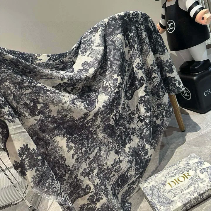 スーパーコピー ディオール マフラー