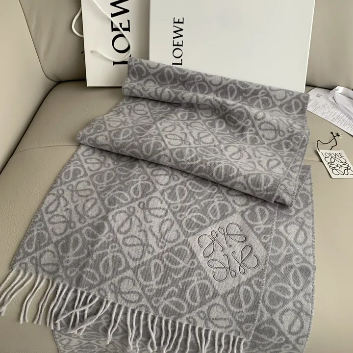 スーパーコピー ロエベ マフラー