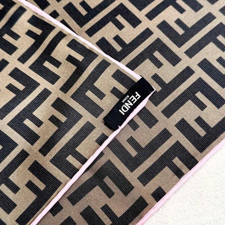 スーパーコピー フェンディ マフラー