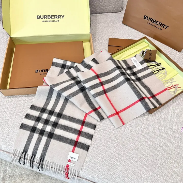 スーパーコピー バーバリー ス マフラー