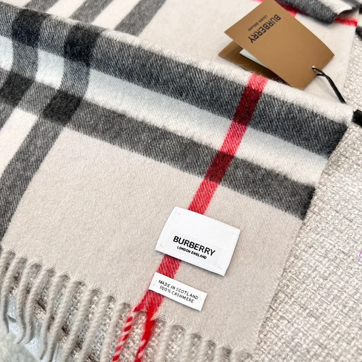 スーパーコピー バーバリー ス マフラー