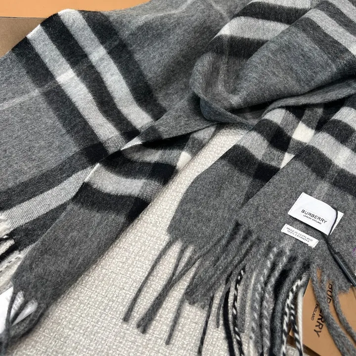 スーパーコピー バーバリー ス マフラー